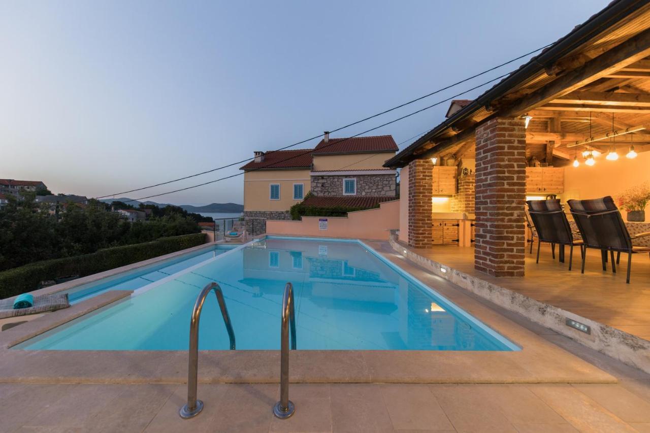 Holiday Home Lavanda Mali Iž Exterior foto